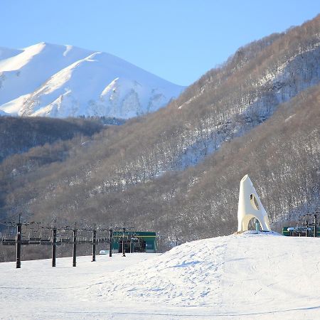 Готель Hakuba Tsugaike Sunrise Tanne Отарі Екстер'єр фото
