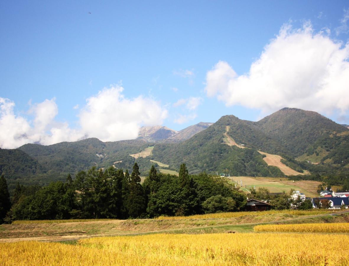 Готель Hakuba Tsugaike Sunrise Tanne Отарі Екстер'єр фото